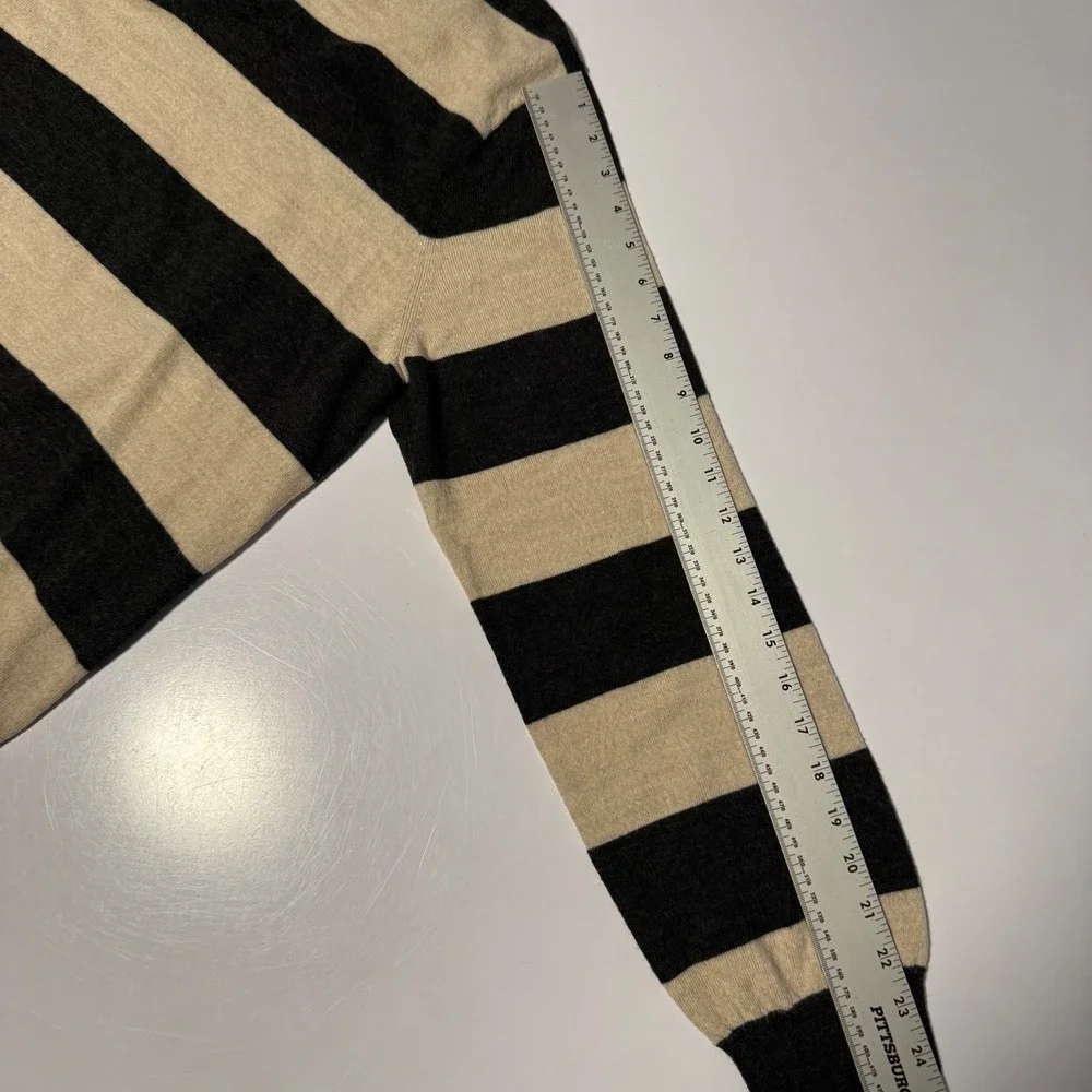 J.Crew Mens XL Italian 100% Merino Wool V-Neck Striped Sweater Charcoal Grey Tan